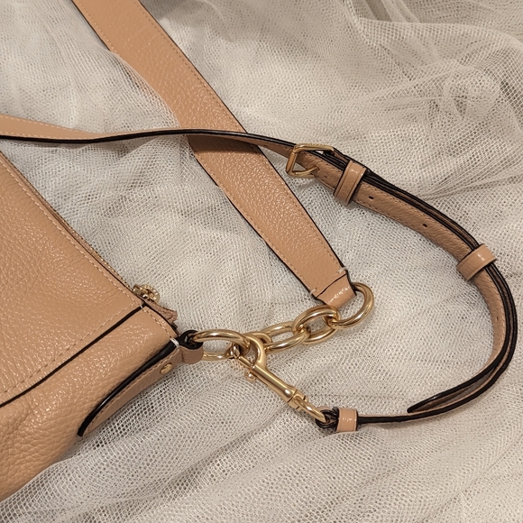 Coach pebbled leather boho purse 👜 - Picture 7 of 16